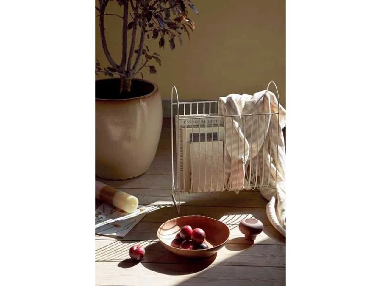 Broste Copenhagen Maggie Tijdschriftenhouder - Lichtgrijs 2 Broste Copenhagen Maggie Tijdschriftenhouder - Lichtgrijs - Afbeelding 2