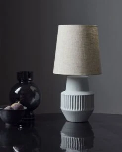 House Doctor Noam Tafellamp - Lichtblauw 262320051 9 House Doctor Noam Tafellamp - Lichtblauw 262320051 -Kwaliteitsmeubelwinkel house doctor noam tafellamp lichtblauw 262320051 2