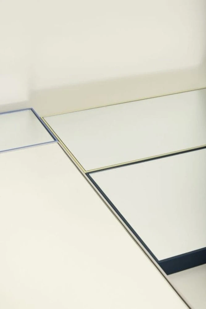 Hubsch Shine Spiegel Large Petrol - 021506 2 Hubsch Shine Spiegel Large Petrol - 021506 - Afbeelding 2