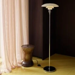 Louis Poulsen PH 3½-2½ Staande Lamp Chroom - 5744162199 6 Louis Poulsen PH 3½-2½ Staande Lamp Chroom - 5744162199 -Kwaliteitsmeubelwinkel louis poulsen ph 3 2 staande lamp chroom 574416219 2
