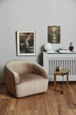 Nordal Enyo Tafellamp - Mat Wit Met Marmer 5 Nordal Enyo Tafellamp - Mat Wit Met Marmer -Kwaliteitsmeubelwinkel nordal enyo tafellamp mat wit met marmer 2