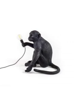 Seletti Monkey Lamp Sitting - Zwart 10 Seletti Monkey Lamp Sitting - Zwart -Kwaliteitsmeubelwinkel seletti monkey lamp sitting zwart 3